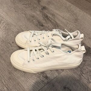 Adidas Classic White Sneakers Nizza